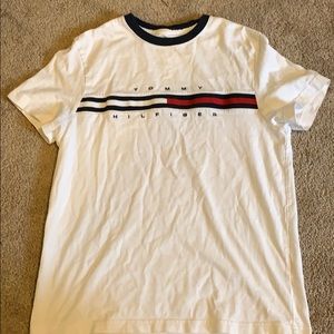 White Tommy Hilfiger t-shirt